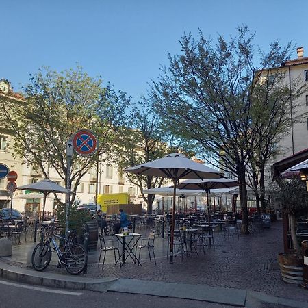 Centralissimo Nel Cuore Del Quadrilatero Di Torino Luaran gambar